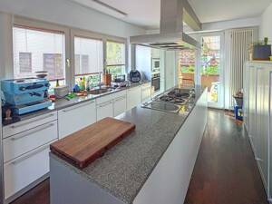 REPRÄSENTATIVES STADTHAUS! FREISTEHENDES 1-FAMILIEN-HAUS MIT ELW/BÜRO IN BEVORZUGTER WOHNLAGE – 70193 Stuttgart – Vorschaubild 3