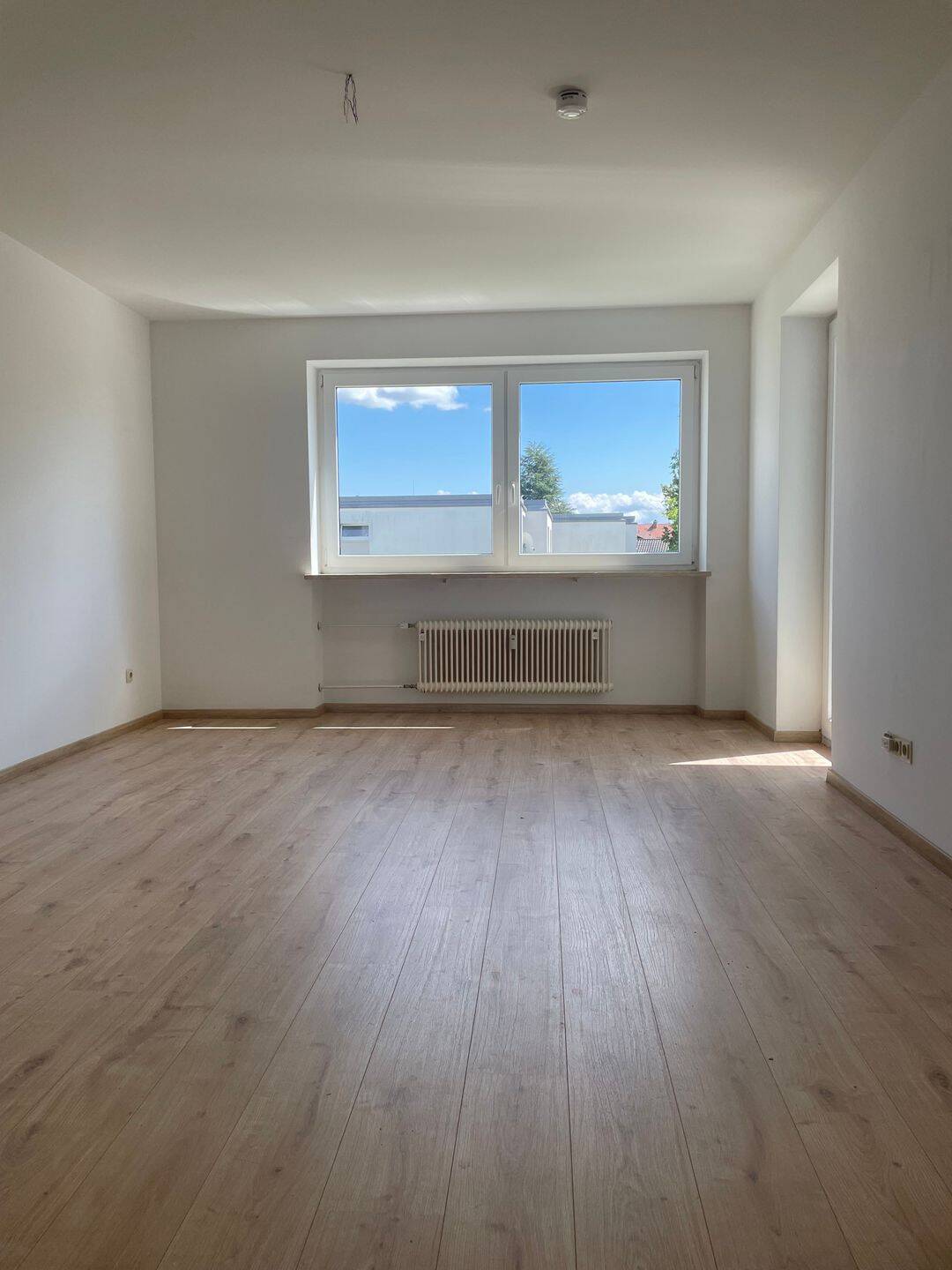 helle, geräumige 3-Zi-Whg. mit Balkon in Zentrumsnähe von Traunreut