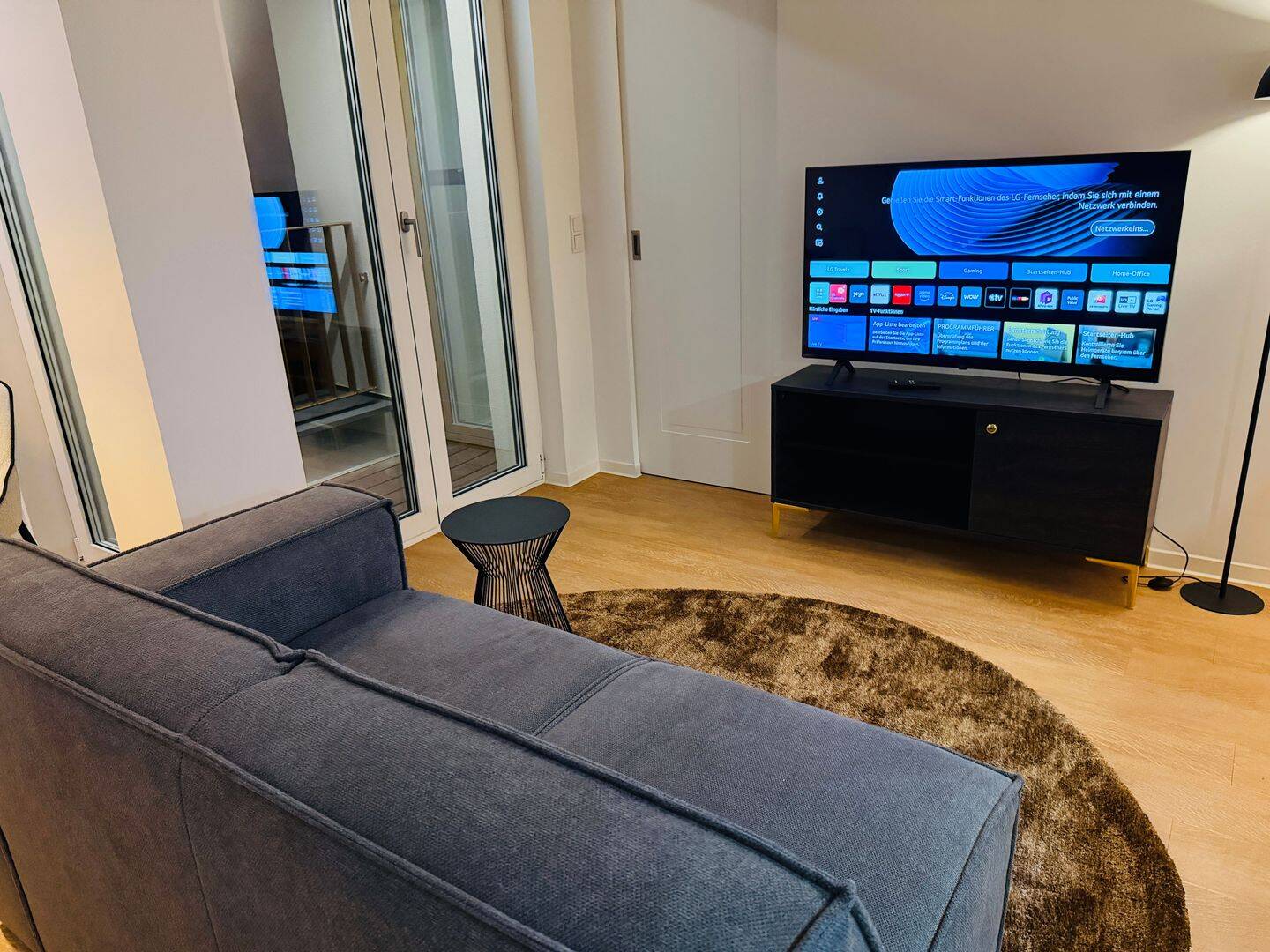 ***MÖBLIERTES APARTMENT IN BESTER LAGE~ALL-INCLUSIVE MIETE~LOGGIA*** – Leipzig – Vorschaubild 5