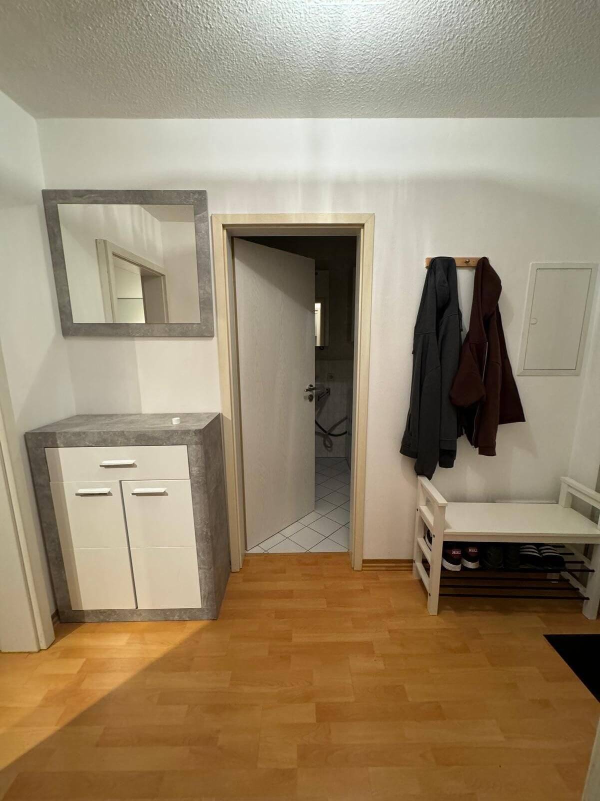 Vollmöbliertes, Helles 1 Zimmer Appartement mit Stellplatz in Nürnberg - St.Leonhard – Nürnberg – Vorschaubild 9