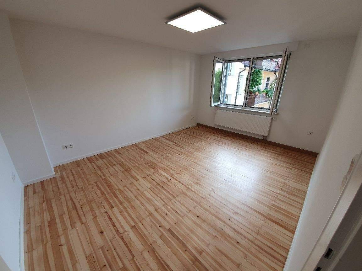 Die ideale 1-Zimmer Wohnung mit Südbalkon in den grünen Innenhof – Nürnberg – Vorschaubild 2
