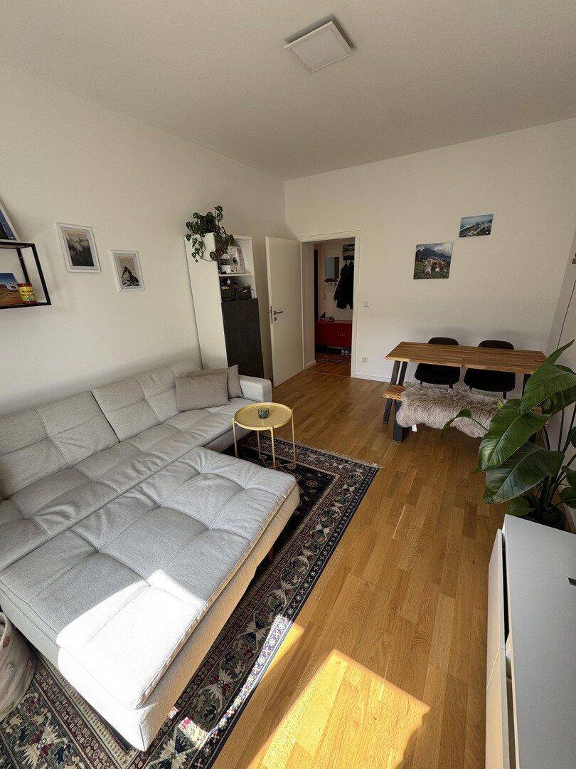 Bezugsfreie 2-Zimmer-Wohnung in Prenzlauer Berg mit EBK & Balkon – Berlin – Vorschaubild 2