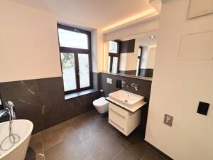 Perfekt für 2! + Erstbezug + Balkon + Parkett + Fußbodenheizung + Wanne & Dusche + LED-Licht – 4177 Leipzig – Vorschaubild 2