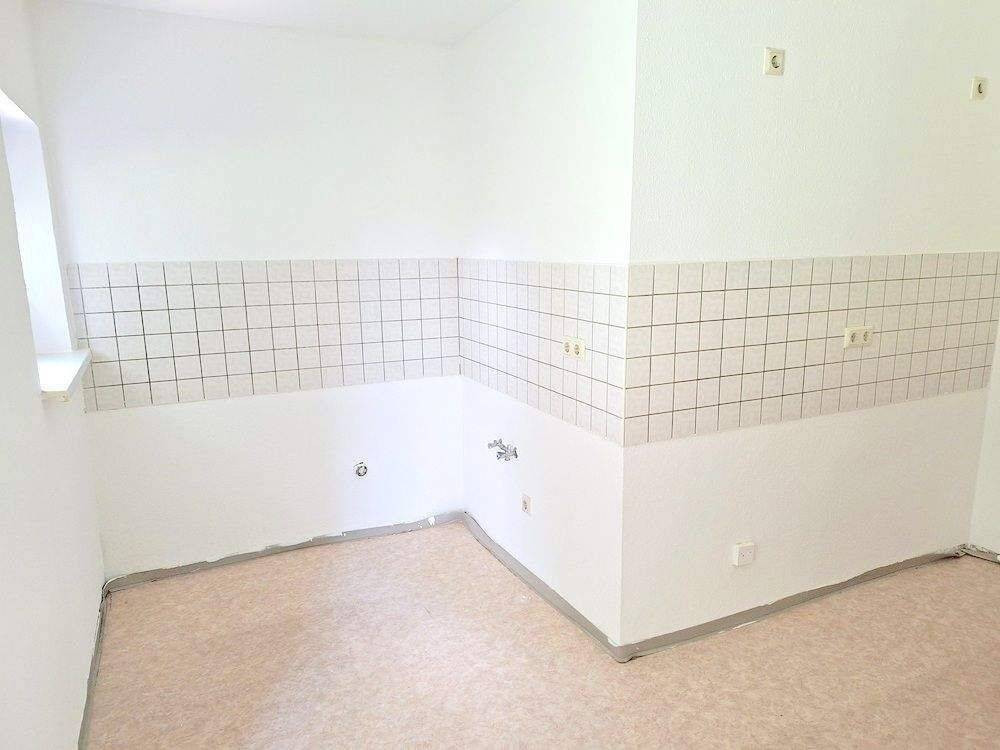 !! 4-Zimmer-Wohnung mit Balkon in gepflegtem Mehrfamilienhaus !! – Chemnitz – Vorschaubild 9