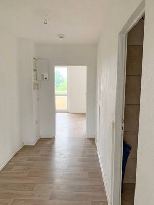 Alles ganz nah - Wohnung mit guter Anbindung zur Infrastruktur – 7629 Hermsdorf – Vorschaubild 2