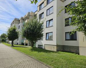 Freies Zimmer in 3er Mädels-WG - Studentenappartement auf beliebter Tarforster Höhe – 54296 Trier – Vorschaubild 2