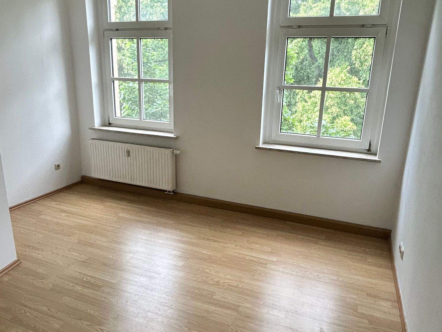 GEMÜTLICHE WOHNUNG MIT EINBAUKÜCHE SUCHT NEUEN MIETER!!! – Chemnitz – Vorschaubild 5