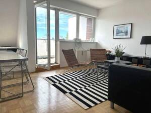 SEHR HELLE, GEPFLEGTE DG-WHG. IM 5.OG-WEITBLICK, WANNENBAD M. FENSTER RUHIG IM AFRIKASISCHES VIERTEL – 13351 Berlin – Vorschaubild 2
