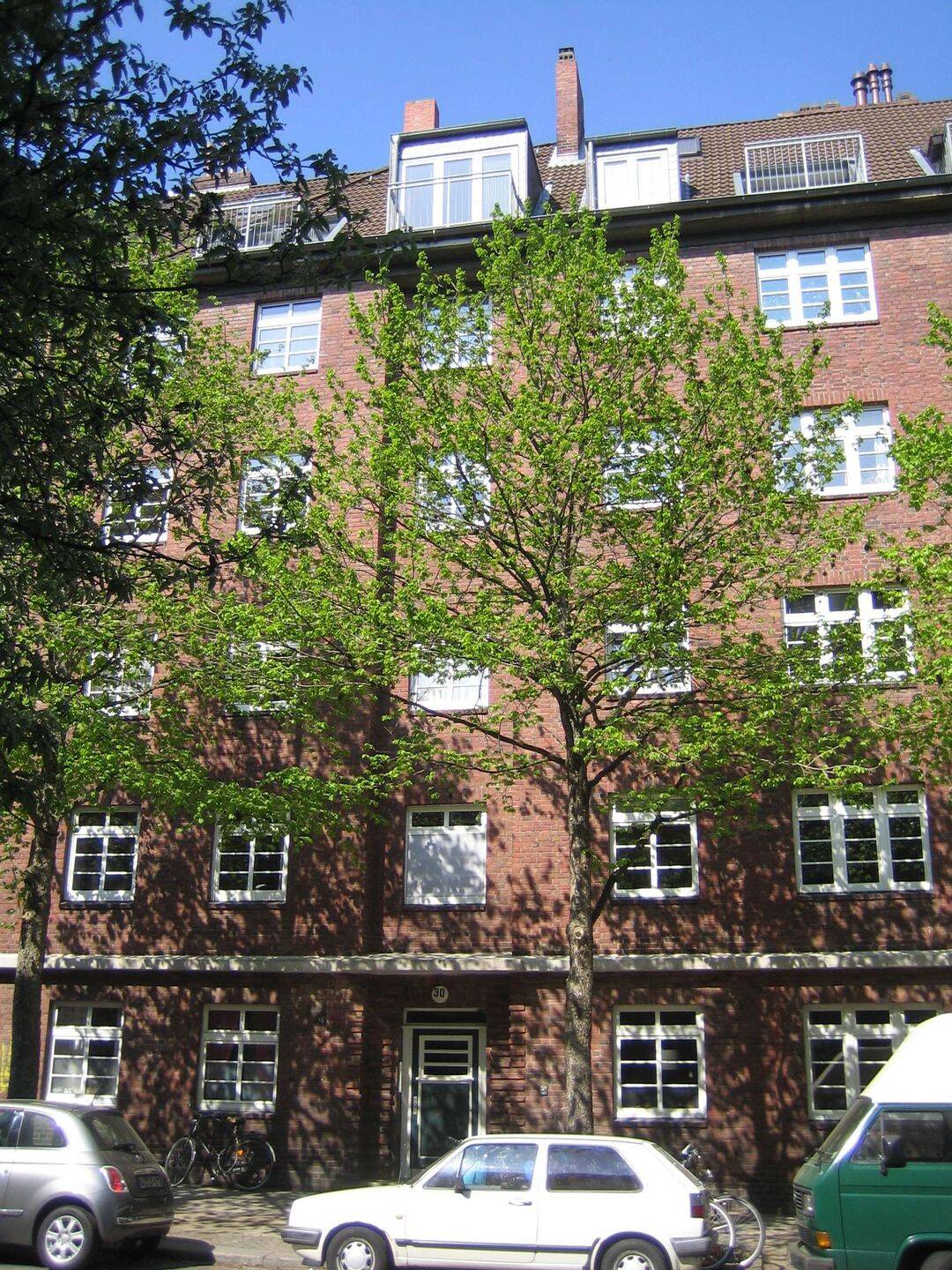 Maisonette-Wohnung mit ca. 60m² Wohn-Nutzfläche und Südbalkon! Kapitalanlage - gut vermietet! – Hamburg – Vorschaubild 2