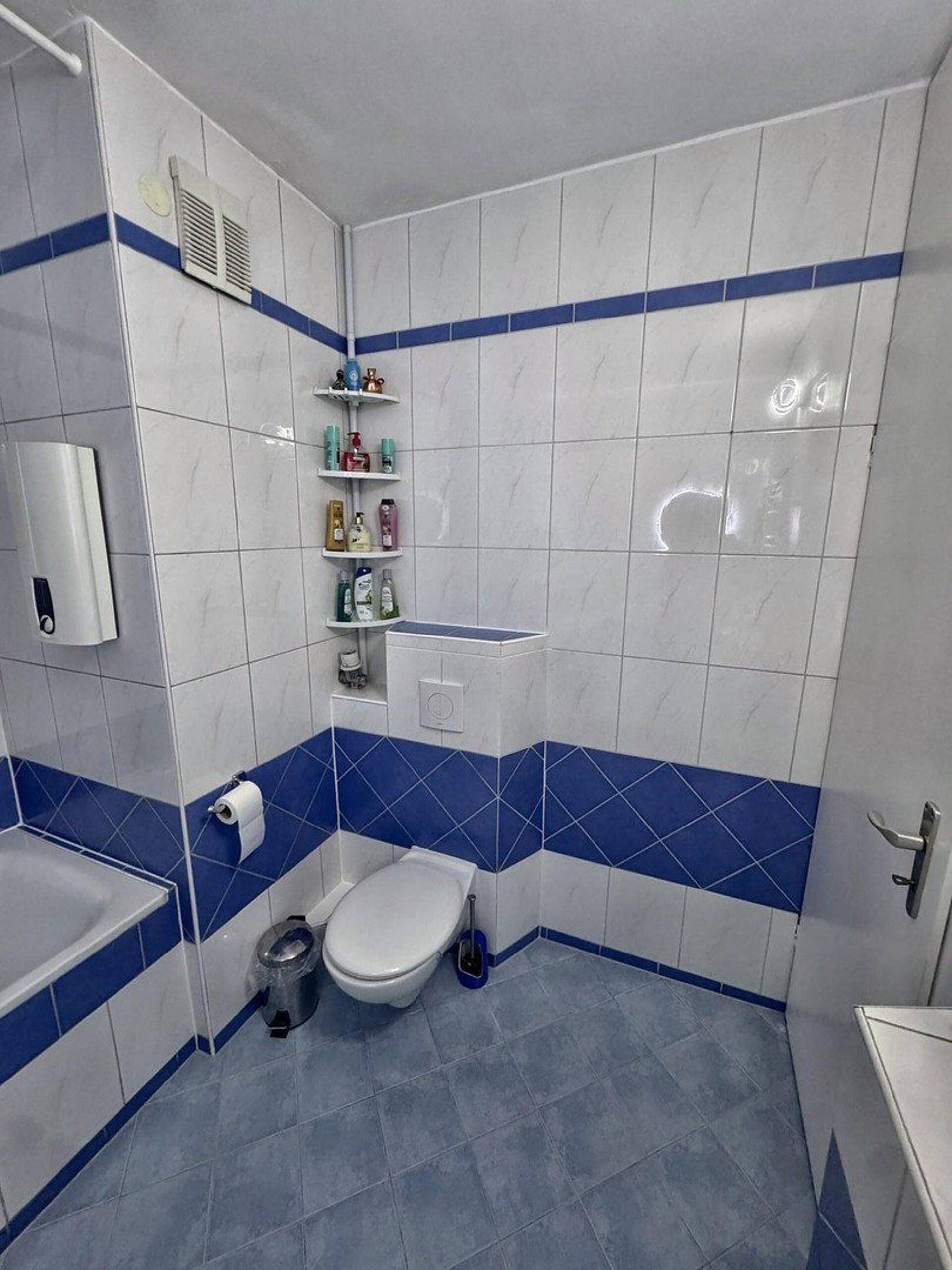 Etagenwohnung in 47803 Krefeld mit 75 m² kaufen