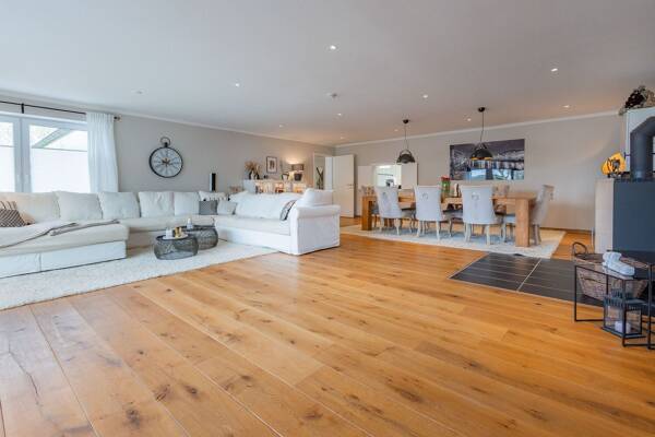 Haus in 25872 Ostenfeld (Husum) mit 298 m² kaufen