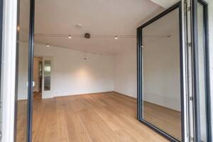 Moderne 3-Zimmerwohnung mit Südwestbalkon und Blick in den begrünten Garten – 22529 Hamburg – Vorschaubild 5