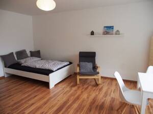 Möbliertes sonniges 1-Zimmer-Apartment in Stuttgart-Möhringen mit EBK – 70567 Stuttgart – Vorschaubild 2