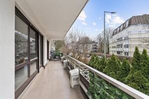 Helle 87m² Wohnung im kleinen Mehrparteienhaus mit zwei sonnigen Balkonen – 81477 München – Vorschaubild 6