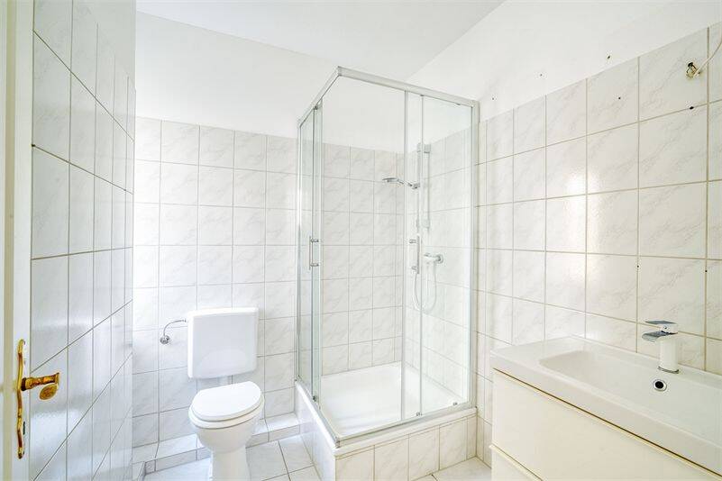 Best of City-West: Stuck, Style & Großstadtromantik – Berlin – Vorschaubild 9