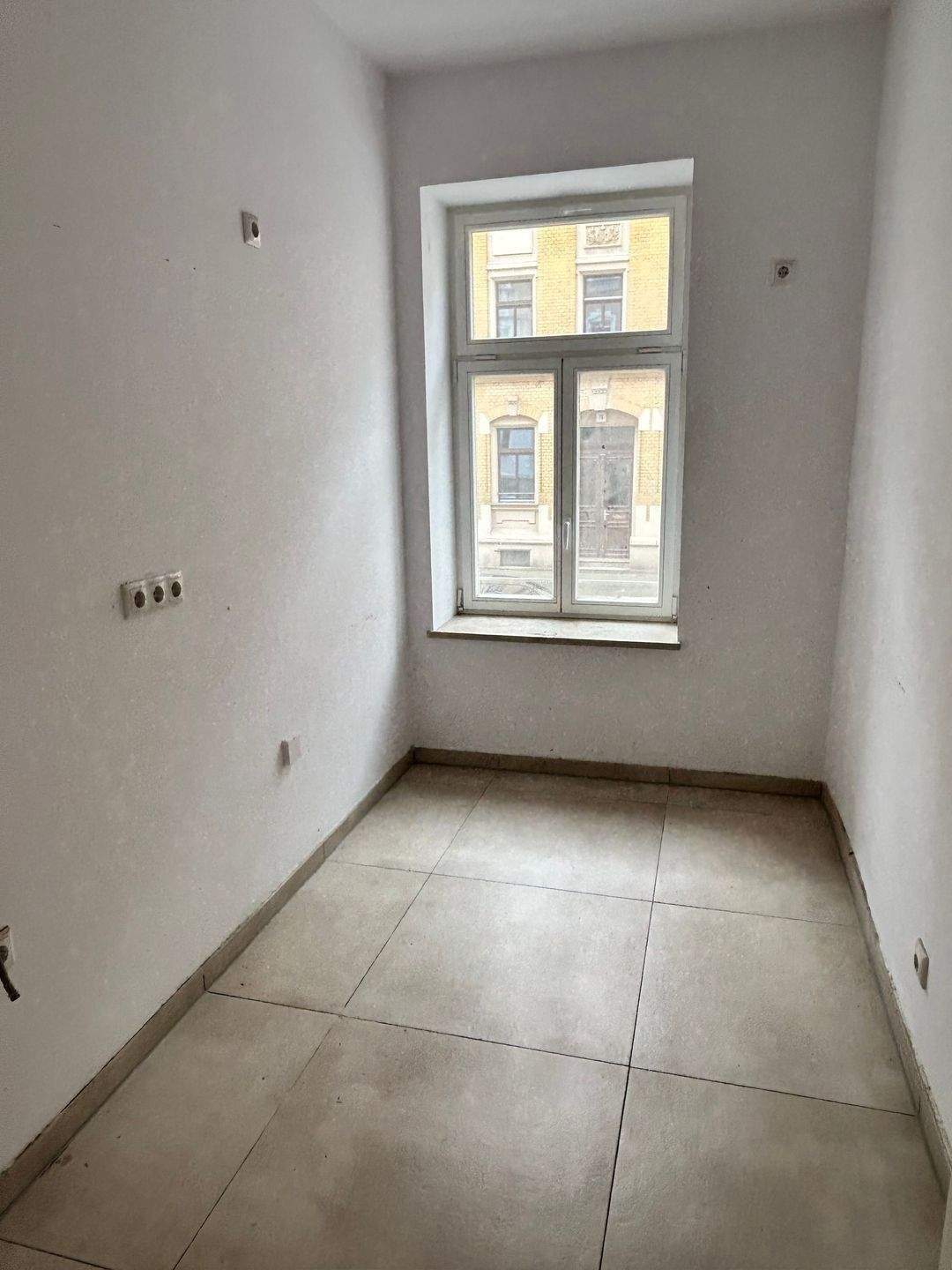 GEMÜTLICHES SINGLE-NEST MIT PARKETT, FUßBODENHEIZUNG SOWIE MODERNEM DUSCHBAD – Chemnitz – Vorschaubild 6
