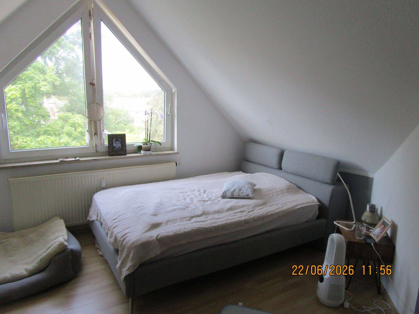 Attraktive 3 Zimmer Dachgeschoßwohnung m. Loggia (ca. 80m² Wfl.) in Nürnberg / Eibach z. vermieten. Haustiere erlaubt! – Nürnberg – Vorschaubild 2