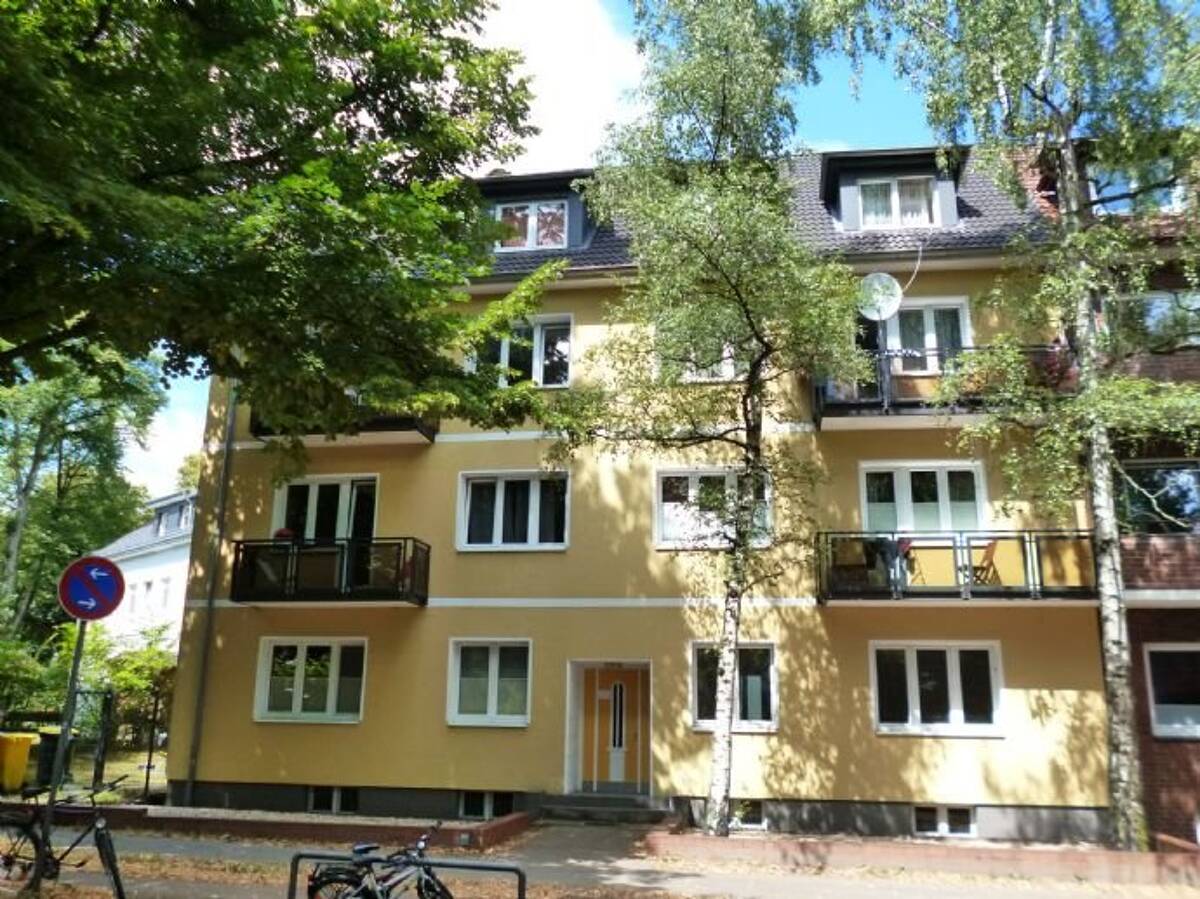 vermietete 3 Zimmerwohnung mit Balkon in HH-Marienthal – 22043 Hamburg – Bild 1 von 9