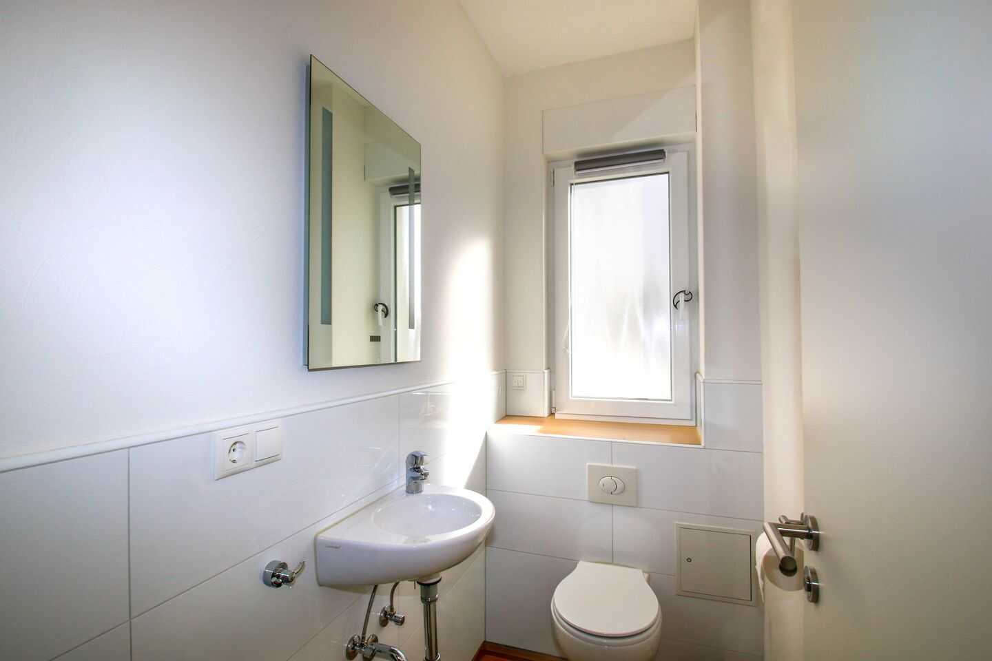 Großzügige Maisonette-Wohnung mit 136 m² Wohnfläche, Sonnenterrasse, 2 Stellplätzen und familienfreundlicher Raumaufteilung – Schifferstadt – Vorschaubild 8