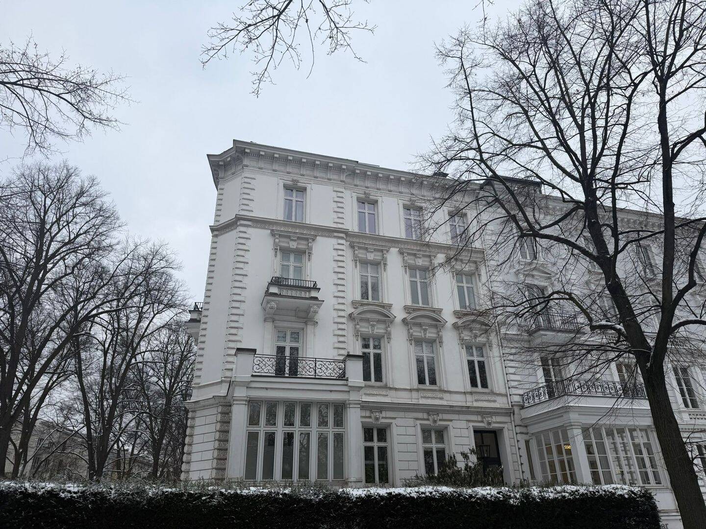 3-Zimmer Eigentumswohnung in einem hanseatisch- historischem Gebäude – Hamburg – Bild 1 von 9