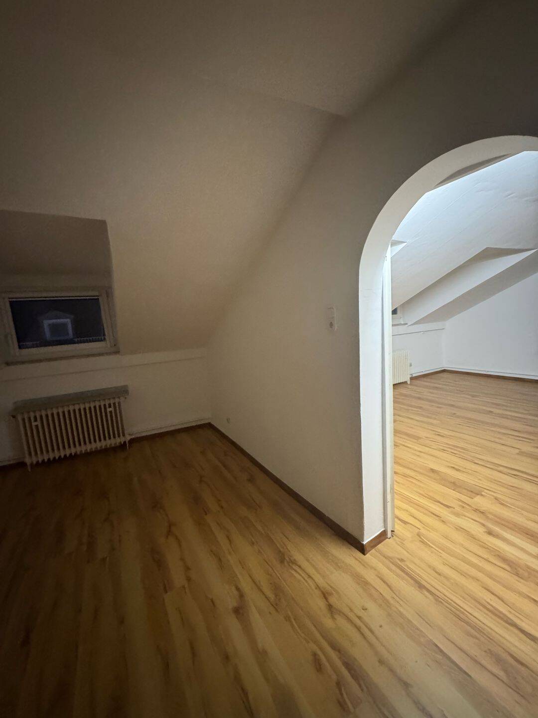 2-Zimmer Wohnung in zentraler Lage – Wiesbaden – Vorschaubild 5