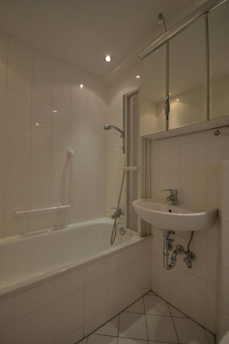 Charmante 2-Zimmer-Wohnung im EG – München – Vorschaubild 7