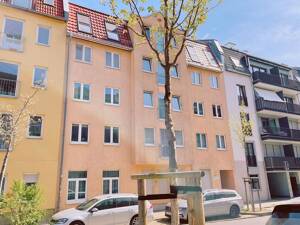 Langfristig vermietete 2-Raumwohnung mit offener Wohnküche und Wannenbad im Paket für Ihr Portfolio!