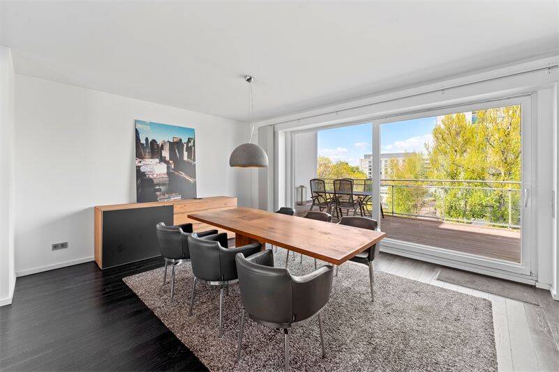 UNIKAT - EXKLUSIVES 5 METER-GALERIE-DACH -mit Weitblick - herrschaftlicher Altbau- direkt Spree – Berlin – Vorschaubild 8