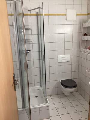 Lichtdurchflutete 1-Zimmer-Wohnung mit moderner Einbauküche & TG-Stellplatz – 9117 Chemnitz – Vorschaubild 5