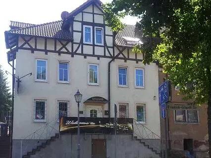 Geschäfts-und Wohnhaus mit Spielstätte und separater Wohnung in bester Innenstadtlage – Bad Salzungen – Vorschaubild 2