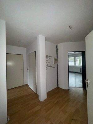 Attraktive 3,5-Zimmer-Wohnung mit Balkon – 47166 Duisburg – Vorschaubild 3