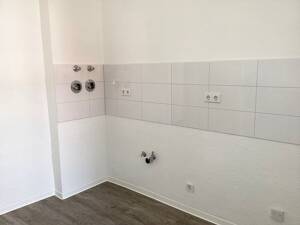 modernisiertes Tageslichtbad – 39114 Magdeburg – Vorschaubild 5