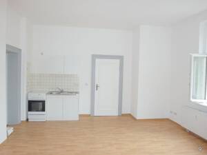 Ab sofort zu haben: 1-Zimmer-Singlewohnung mit Pantryküche und Badewanne * Hobbyraum möglich – 2943 Weißwasser/Oberlausitz – Vorschaubild 5