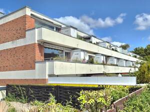 Sanierte 1-Zimmerwohnung mit Terrasse und kleinem Gartenanteil