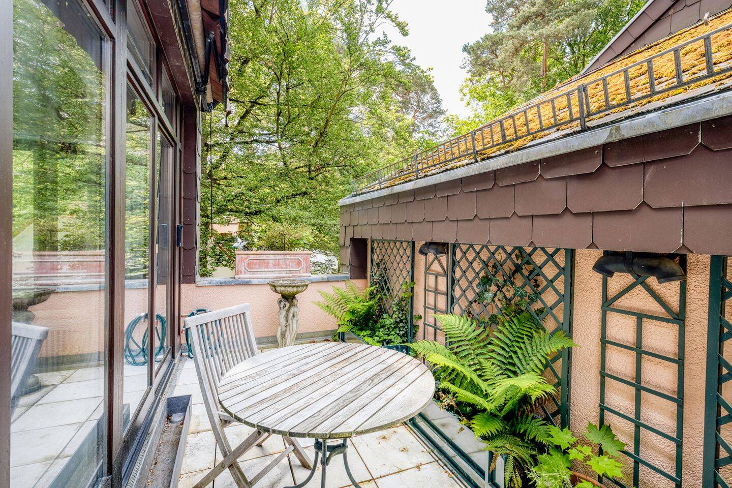 Elegante Duplexresidenz am Messelpark mit Wellness und Indoorpool – Berlin – Vorschaubild 3