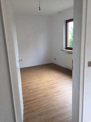 BI-Jöllenbeck: Zimmer in 3er WG, 1. OG m. Balkon u. Garten – 33739 Bielefeld – Vorschaubild 6