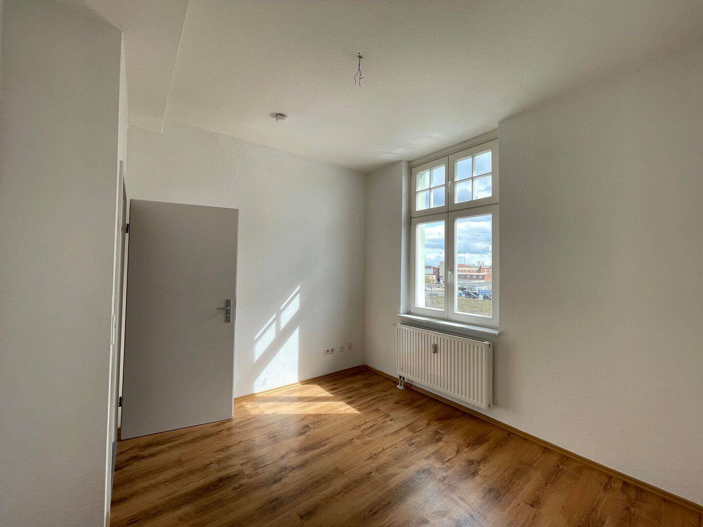 Traumhafte 4-Zimmer-Maisonette-Wohnung im beliebten Encke-Carré! – Magdeburg – Vorschaubild 7