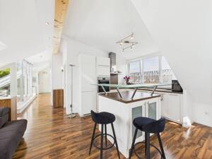 Helle 3-Zimmer-Dachgeschosswohnung mit Süd-Loggia in München-Allach – 80997 München – Vorschaubild 4