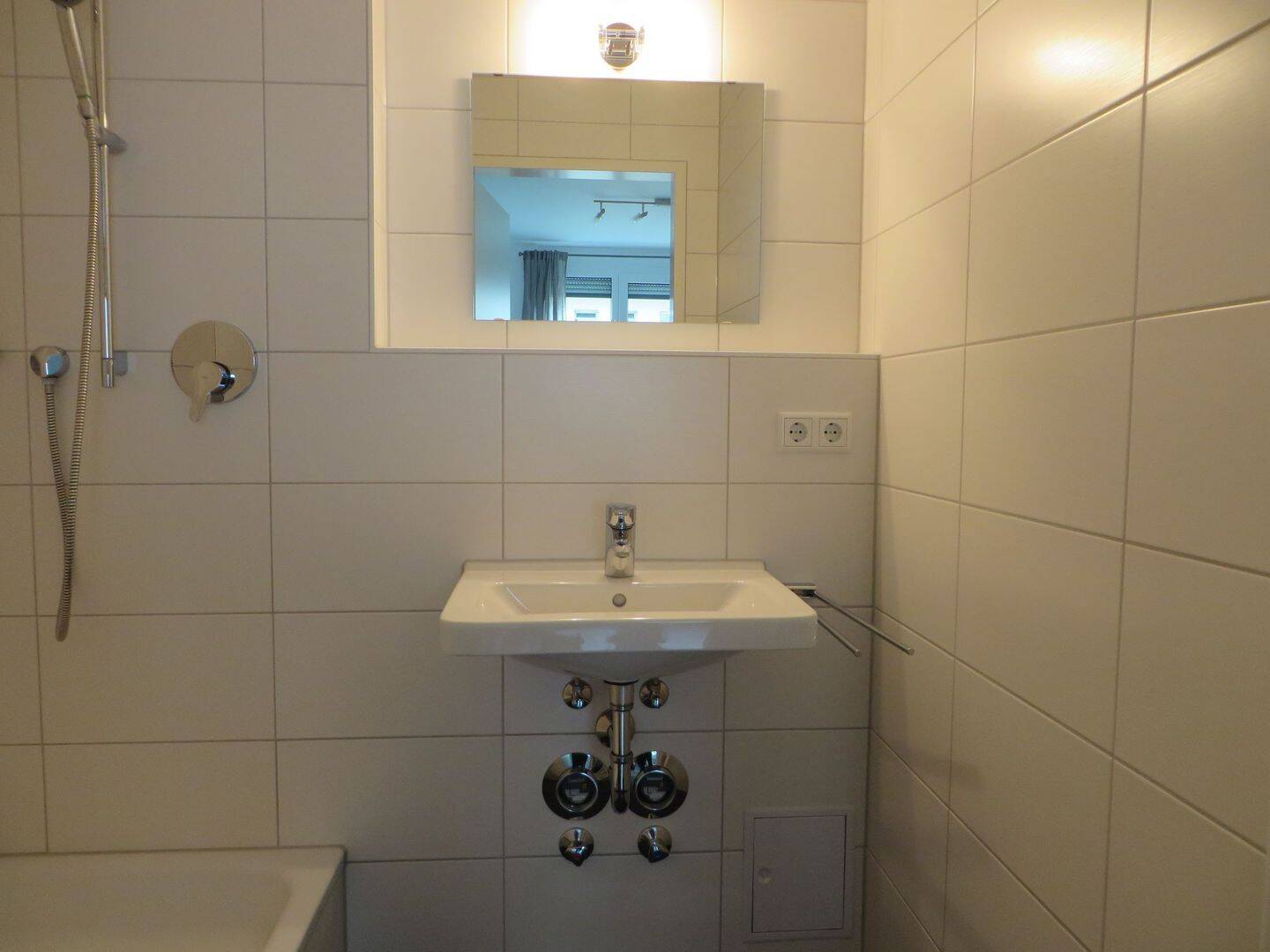 Möbliertes Studentenapartment mit Einbauküche – Nürnberg – Vorschaubild 7