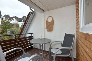 Wunderschön und neu möblierte Wohnung in Hedelfingen mit Balkon – 70329 Stuttgart – Vorschaubild 5