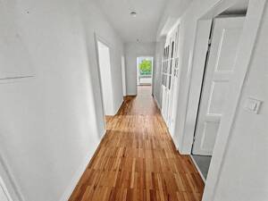 Wohnen am Dornbusch in Frankfurt - 4 Zimmer-Altbauwohnung - frisch renoviert – 60433 Frankfurt am Main – Vorschaubild 8