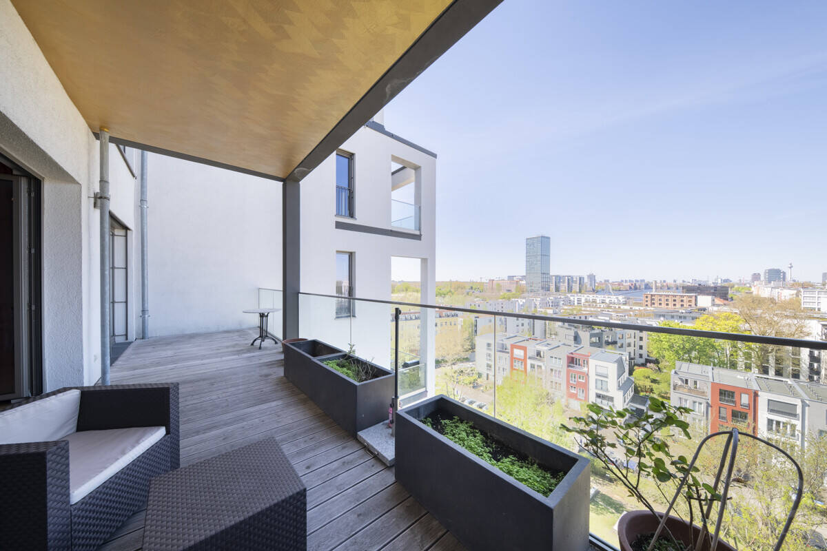 Skyline, Spa & Spreeblick - Außergewöhnliche Luxusresidenz in Berlin
