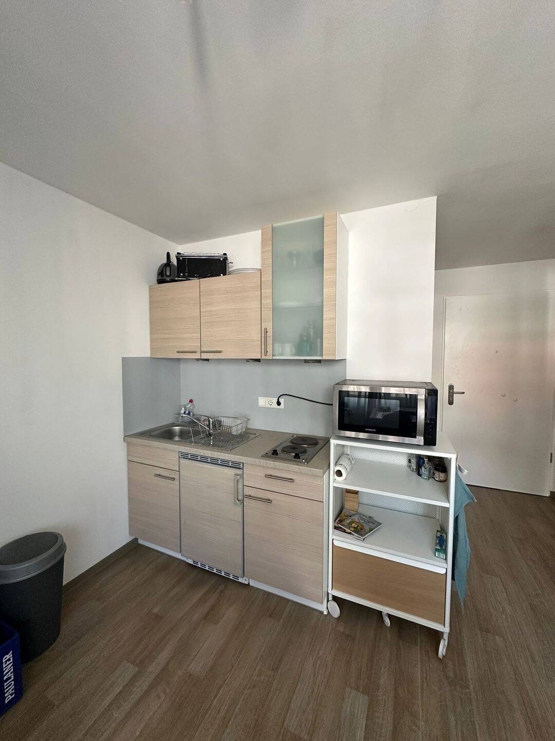 Möbliertes Studentenapartment mit Einbauküche – Nürnberg – Vorschaubild 4