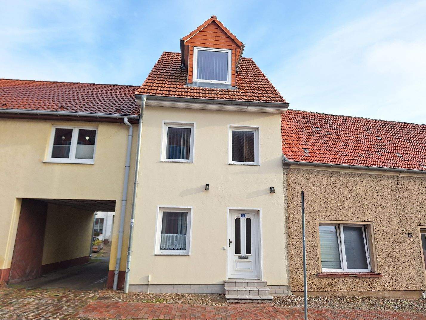 Kompaktes Stadthaus in Gützkow – Gützkow – Bild 1 von 9