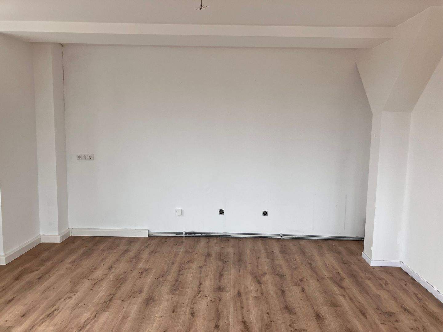 Ruhige und schöne 3-ZW mit Balkon in 90429 Nürnberg – Nürnberg – Vorschaubild 7