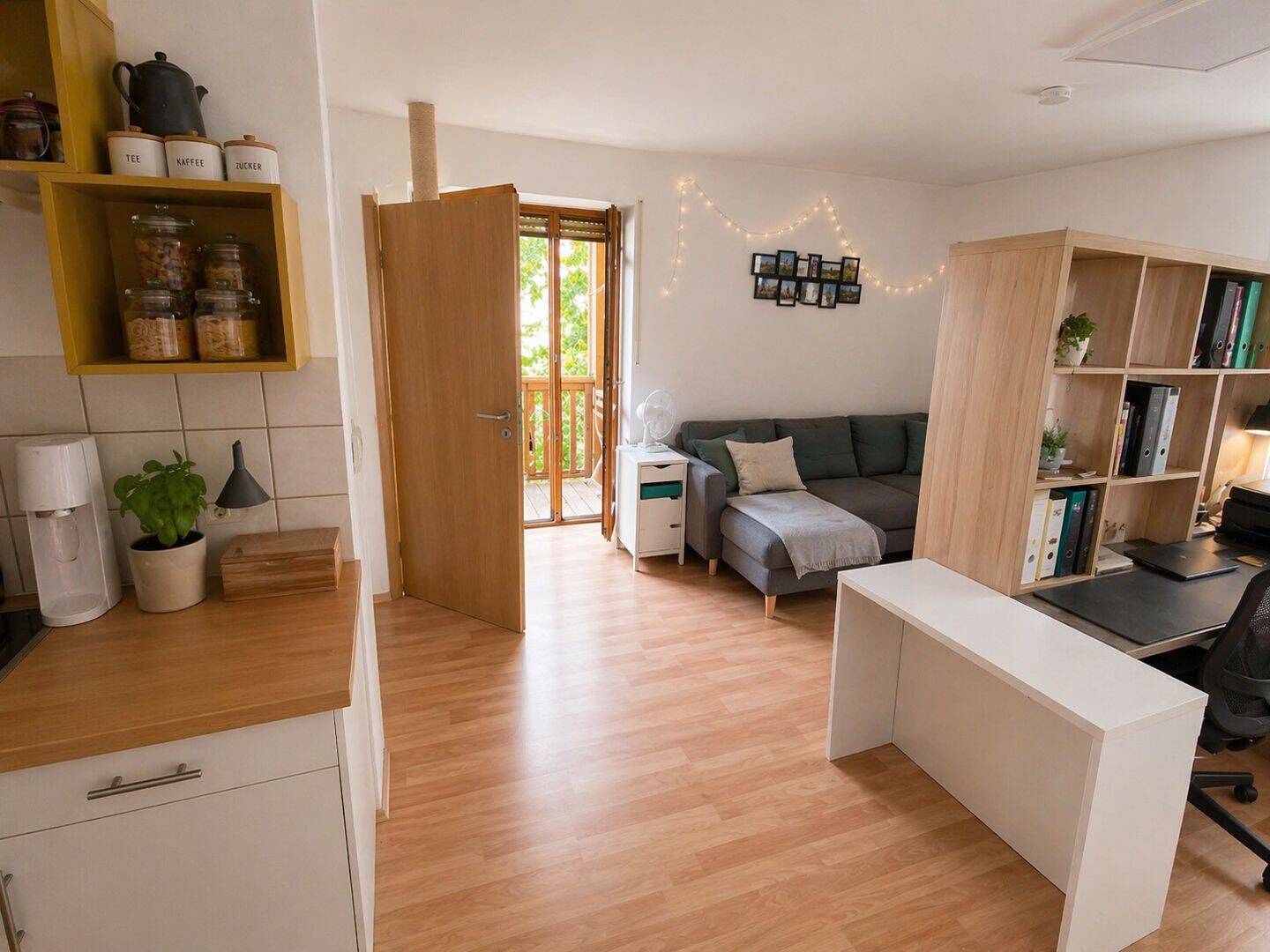 Investoren, Studenten und Pendler aufgepasst - Gemütliche Singlewohnung mit Balkon in Höchberg bei Würzburg zu verkaufen. Ab sofort frei!! – Höchberg – Vorschaubild 2