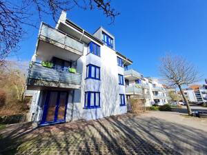 Helle Zimmer, 2 Balkone, EBK, neue Fenster & Stellplatz – 39120 Magdeburg – Vorschaubild 2
