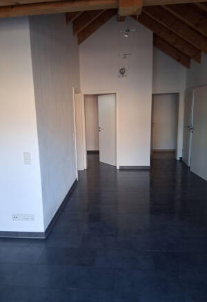 Moderne 3-Zimmer DG-Wohnung in Ingolstadt Nordost – 85055 Ingolstadt – Vorschaubild 6