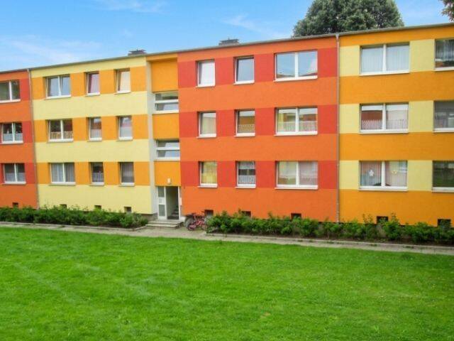 Komfortabel wohnen: Helle Räume, Balkon und perfekte Infrastruktur für Familien