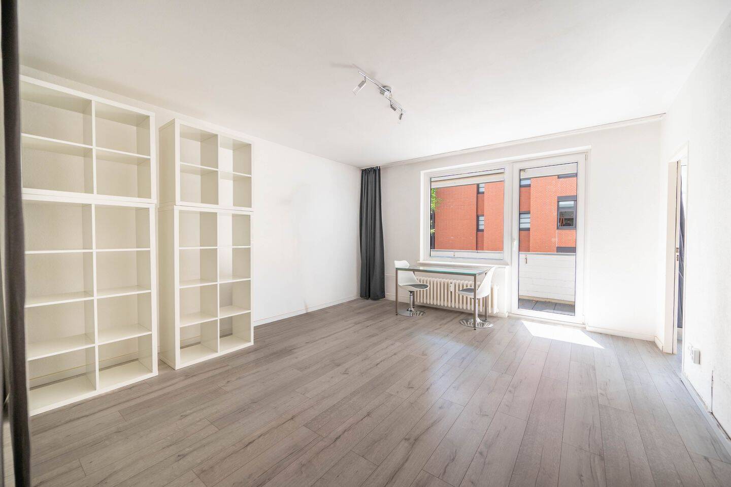 ?? Fußläufig zum Lietzensee - sensationelles 1 Zimmer Studio mit sonnigen West Balkon und Aufzug – Berlin – Vorschaubild 2